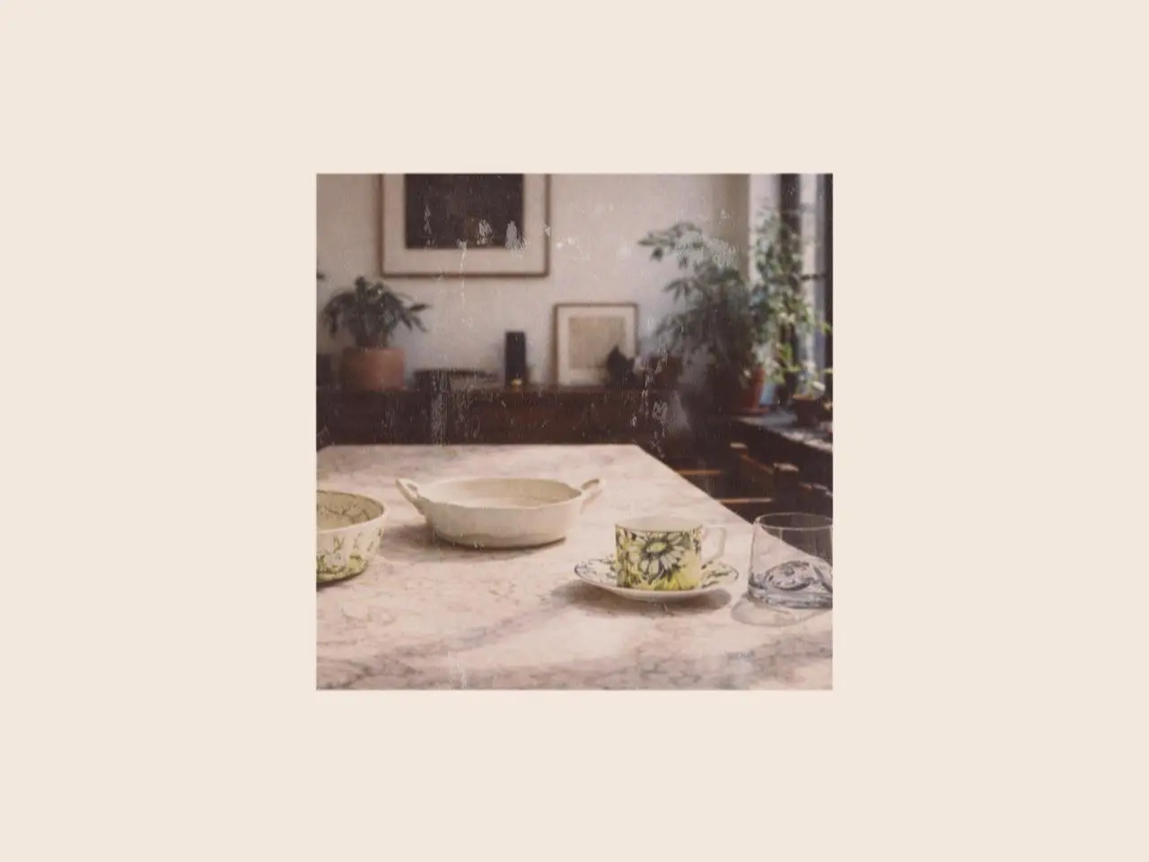 A romantic Valentine’s dinner table styled with elegant designer tableware, warm lighting and soft home décor — perfect Valentines day gift ideas for a Cosy home celebration in 2026.